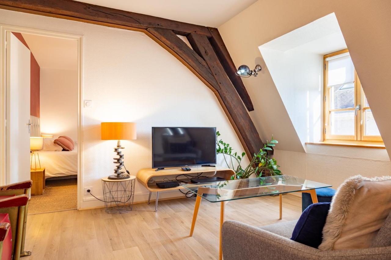 Happy Loft - Centre Historique + Parking Prive Apartment Blois Exterior foto
